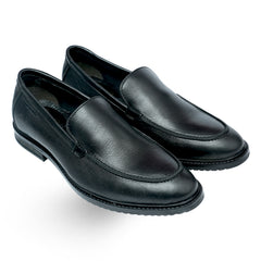 Lamonchie Delturo - Textured Slip-On