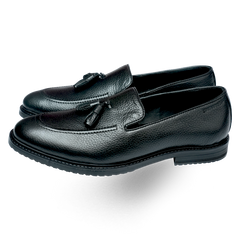 Lamonchie Castano - Textured Tassel Loafer - Black