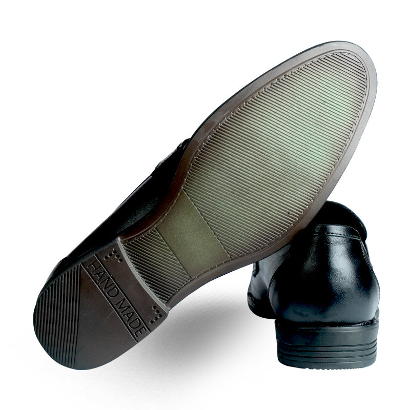 Lamonchie Parvoro - Textured Leather Loafer - Black