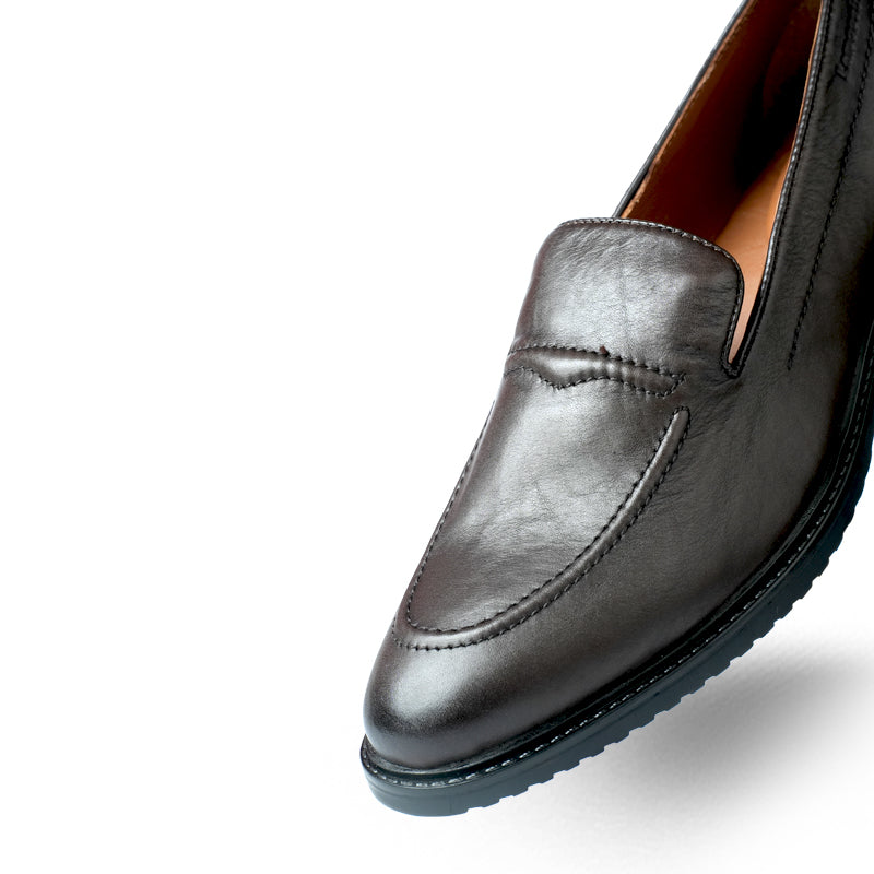 Lamonchie Ruvano - Minimal Penny Loafer - Brown