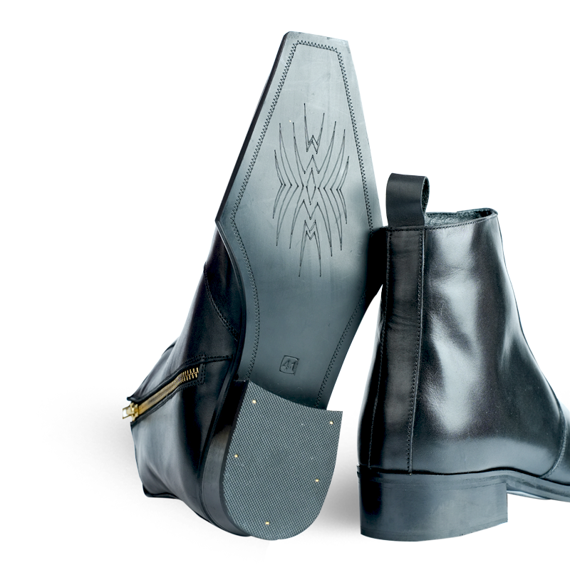 Lamonchie Vittore - Classic Leather Chelsea Boot - Black